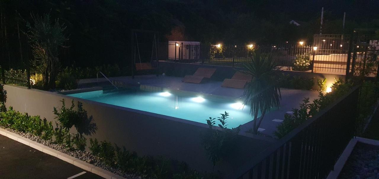 Bjelica Rental Apartments - Nela Apartment 蒂瓦特 外观 照片